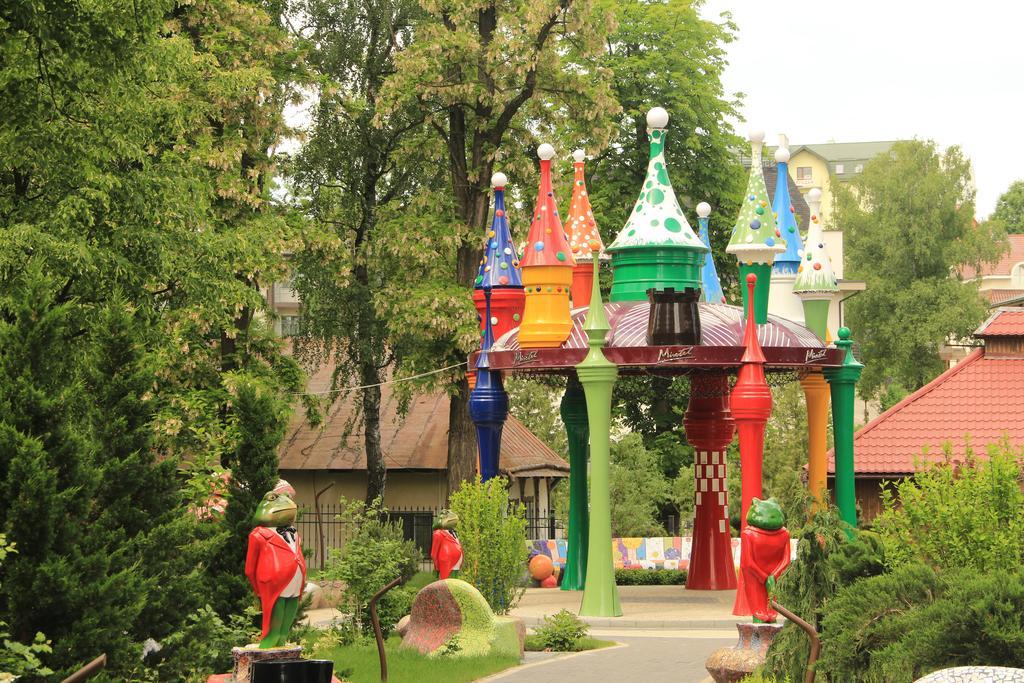 Mirotel And Курортный комплекс